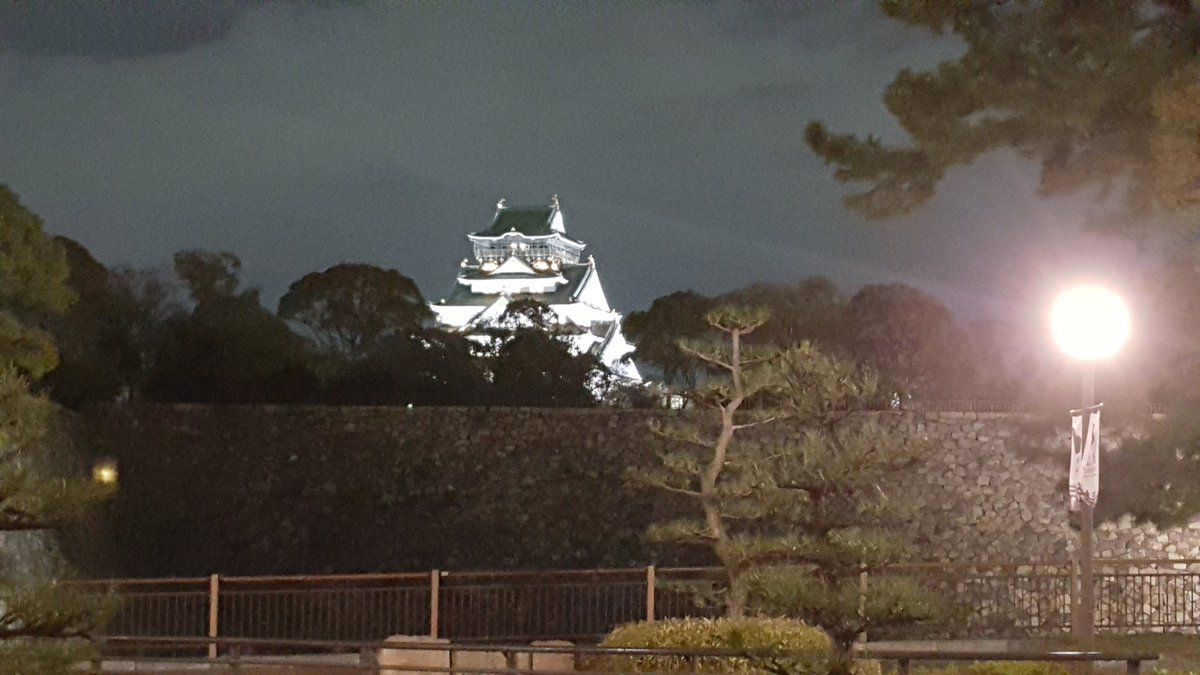 TYosontyangi's tweet photo. 学校、天満橋、大阪城 https://t.co/wlnEdHxvqn