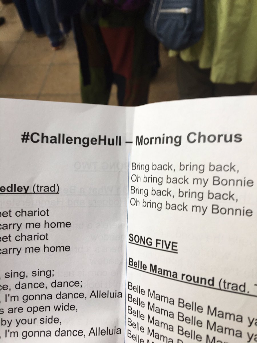 michaelfoers's tweet photo. @PFH_Hull #challangehull flash mob at #hullinterchange .. https://t.co/xhtZ9X2V4L