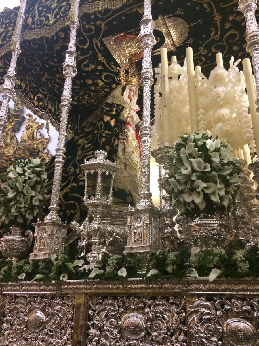 expiraesperanza's tweet photo. Imágenes de la mañana de un Jueves Santo... https://t.co/kmCIyvwNla