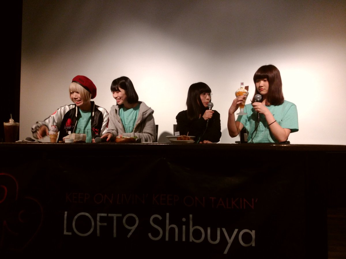 ky15mbg's tweet photo. 写真撮影OKタイム
#ブクガ
#imagecafe https://t.co/KElJu1NQP5