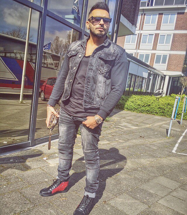 Kamal_Raja's tweet photo. Back in Suriname! #Paramaribo #Wdupppp #HumTokkeBolilaaa #KamalRaja #Aylaaa https://t.co/t5Yo86vbLJ