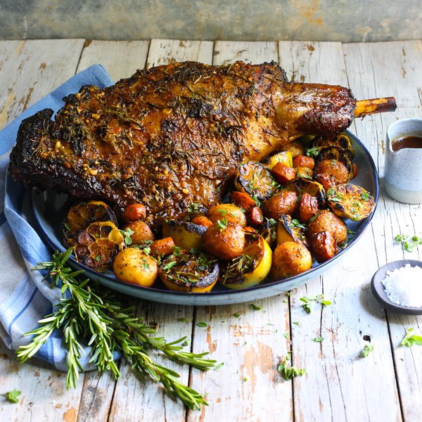 Mamma Mia! This Greek Lamb has us singing. Gimme! Gimme! Gimme! (...a lamb before midnight) #RECIPE bit.ly/EAstEu @themountnelson