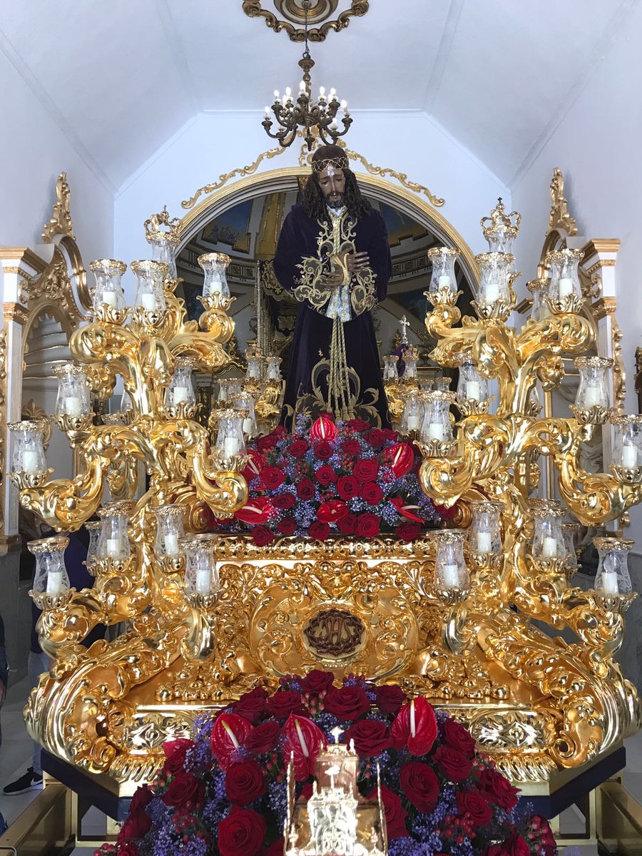 moraosalhgrande's tweet photo. Nuestro Padre Jesús Nazareno ataviado como Cautivo esperando su salida procesional en la noche del #JuevesSanto #SemanaSanta17 https://t.co/x61FXZyZkT