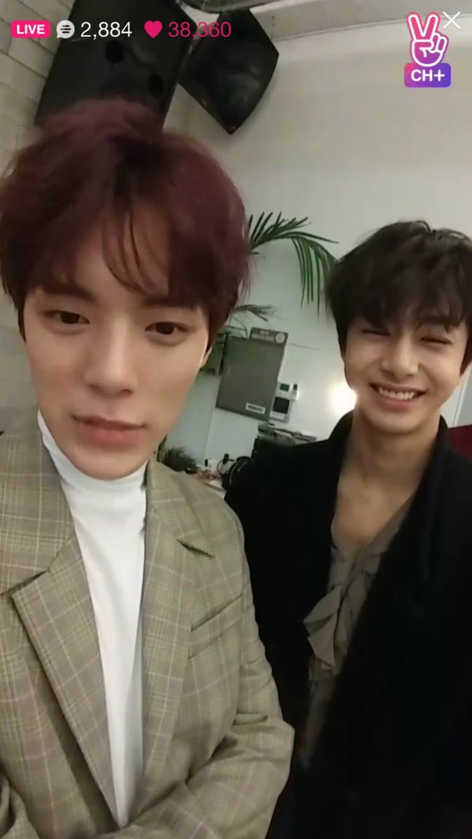 hyungwonsmiIe's tweet photo. https://t.co/iKT84igaYZ