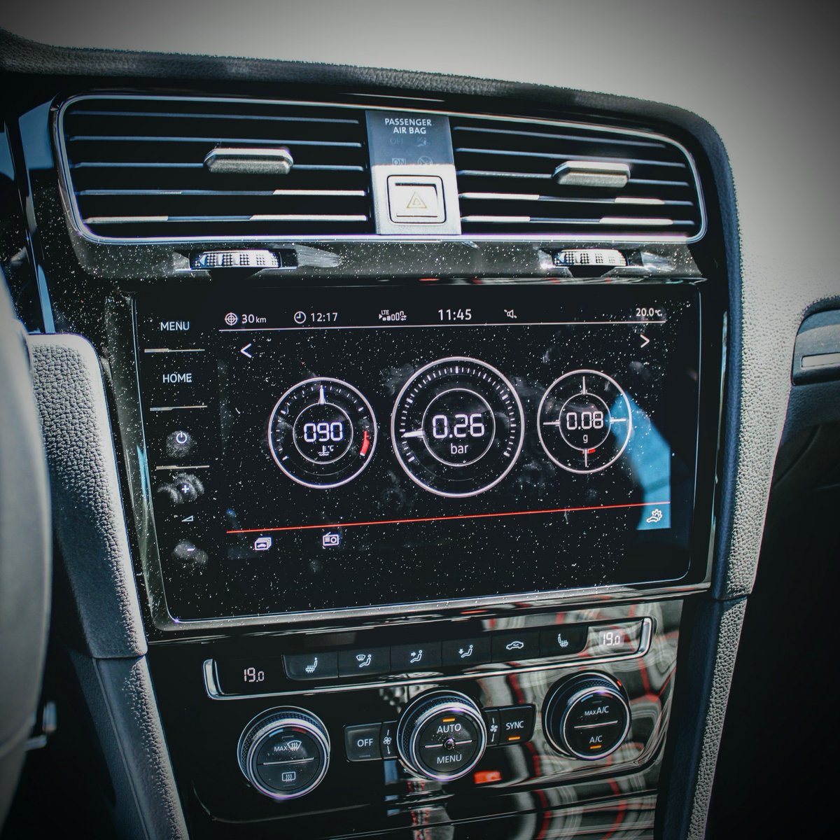 UKVolkswagen's tweet photo. Iconic interior! We’re inside the new #VWGolf GTI Performance! https://t.co/XeAv9igNeb
