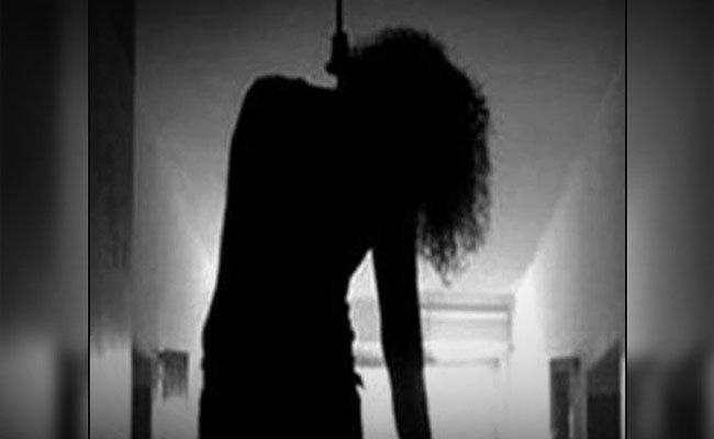 trapped_zone's tweet photo. The Misuse Of Private Videos And The Risk Associated With It. #Whyvideos #thinktwice #girlsafety #bebold
Read more:https://t.co/Qwjx14y4jy https://t.co/I4VNft7SNG