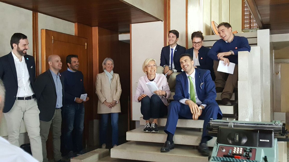 veneziatoday's tweet photo. Le Ville venete aprono e diventano laboratori culturali: da maggio via al festival @FAI_Veneto https://t.co/XBWSg0oRpa https://t.co/BDxx8QeOQw