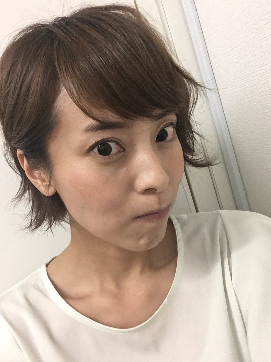 上田 まりえ 𝕄𝕒𝕣𝕚𝕖 𝕌𝕖𝕕𝕒 昨日の 5時に夢中 の衣装と髪型 この白いパンツはguのものなんですが ラインも綺麗で ストレッチもきいてて最高ですっ 上田 まりえ 𝕄𝕒𝕣𝕚𝕖 𝕌𝕖𝕕𝕒 昨日の 5時に夢中 の衣装と髪型 この白いパンツはguのものなんですが ラインも綺麗で ストレッチもきいてて最高ですっ