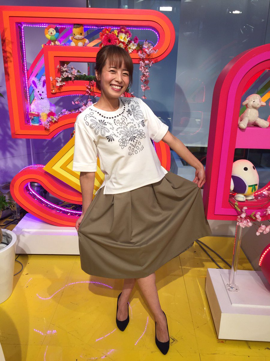 上田 まりえ 𝕄𝕒𝕣𝕚𝕖 𝕌𝕖𝕕𝕒 Pa Twitter 今日の5時夢の衣装 ヘアスタイル 2枚目 衣装が全く伝わらないポーズ 気合いは伝わる かな 笑 上田 まりえ 𝕄𝕒𝕣𝕚𝕖 𝕌𝕖𝕕𝕒 Pa Twitter 今日の5時夢の衣装 ヘアスタイル 2枚目 衣装が全く伝わらないポーズ 気合いは伝わる かな 笑