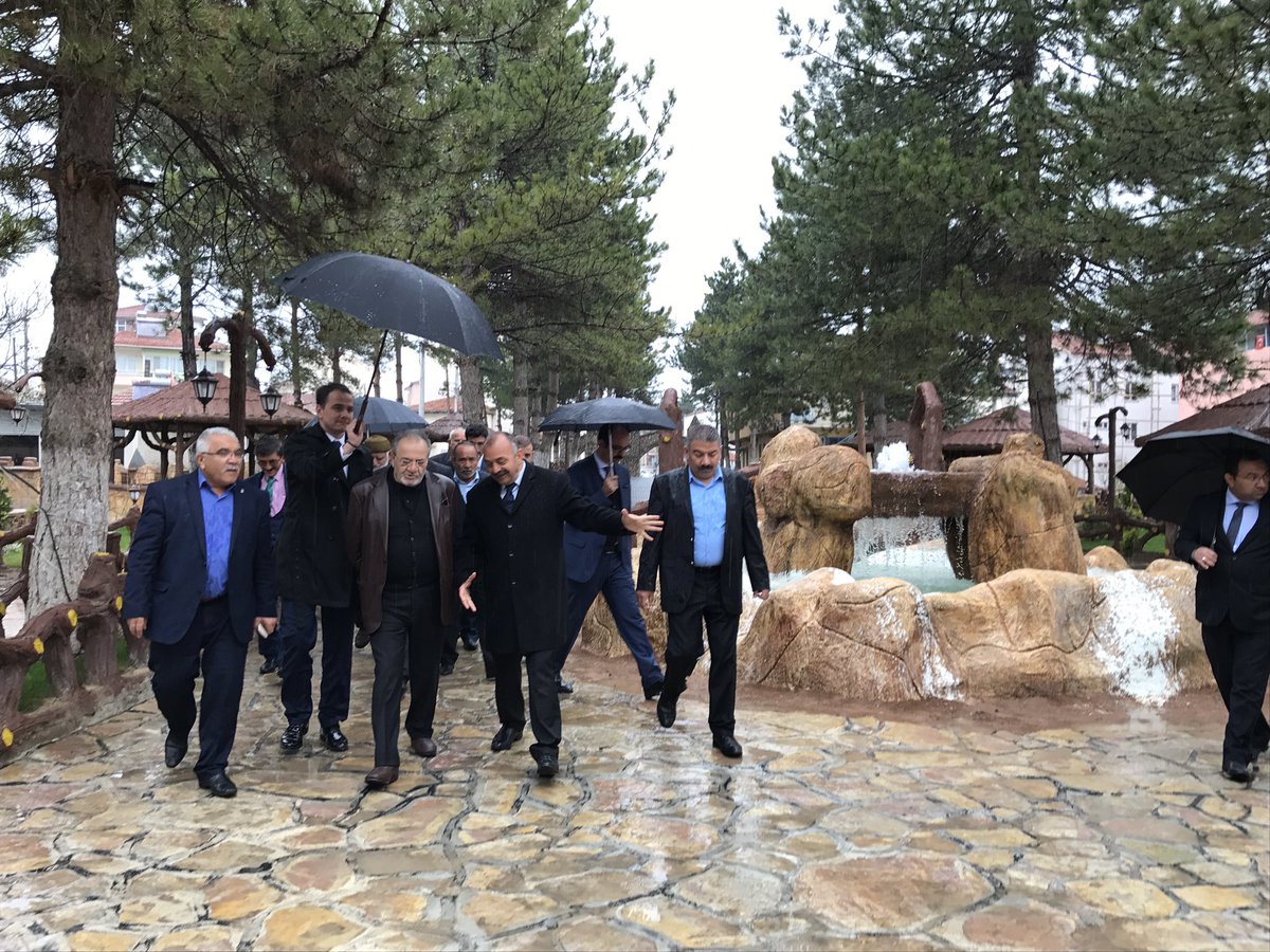 salimuslu__'s tweet photo. Vatandaşlarımızın duası ve desteği ile 16 Nisan'a yürüyoruz. #DaimaMilletKararımızEvet https://t.co/v9lbtUC40n