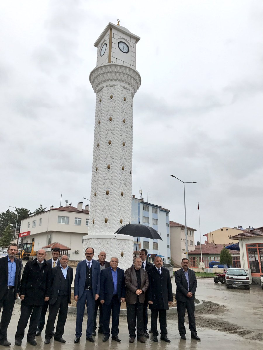 salimuslu__'s tweet photo. Ortaköy Belediye Başkanımız yaptıkları hizmetleri yağmurun bereketi ile yerinde gösterdi. #DaimaHizmetKararimizEvet https://t.co/cG66FfvJmU