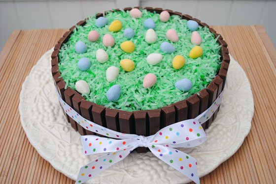 Breadndspread's tweet photo. Special easter egg cakes!! #Breadandspread #BNS #TRICHY https://t.co/DBMnkTnzkH