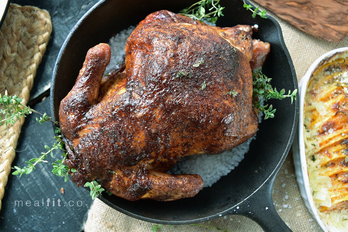MealFit's tweet photo. Recipes that help you to eat clean in '17! #mealfit #eatclean #smokin #Easter16 FREE recipe: https://t.co/dusWW2ZOSh https://t.co/OnlRM7MKi1