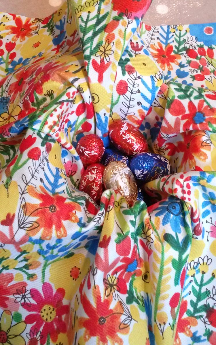 Darnitandstitch's tweet photo. Easter opening hours: Good Friday 10-6, Saturday 10-6, Easter Sunday closed, Easter Monday closed, back to normal Tuesday. https://t.co/ew4EZROUpo
