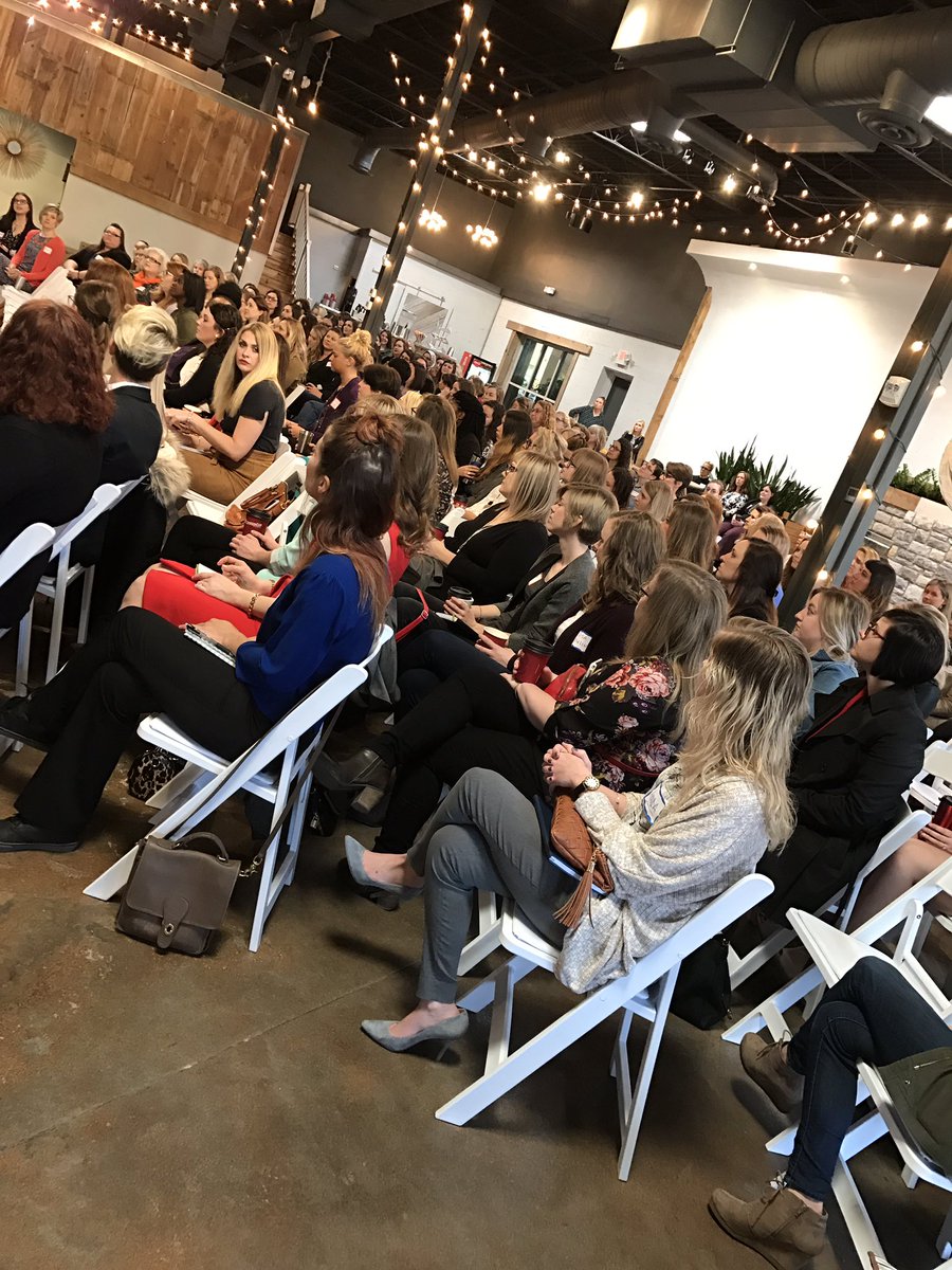 mqackerman's tweet photo. Wishing it was yesterday morning again &amp; I was with my favorite @WomenInDigital ladies. There's nothing better than these meetings! #cbuswid https://t.co/ecaNPB8Dqx