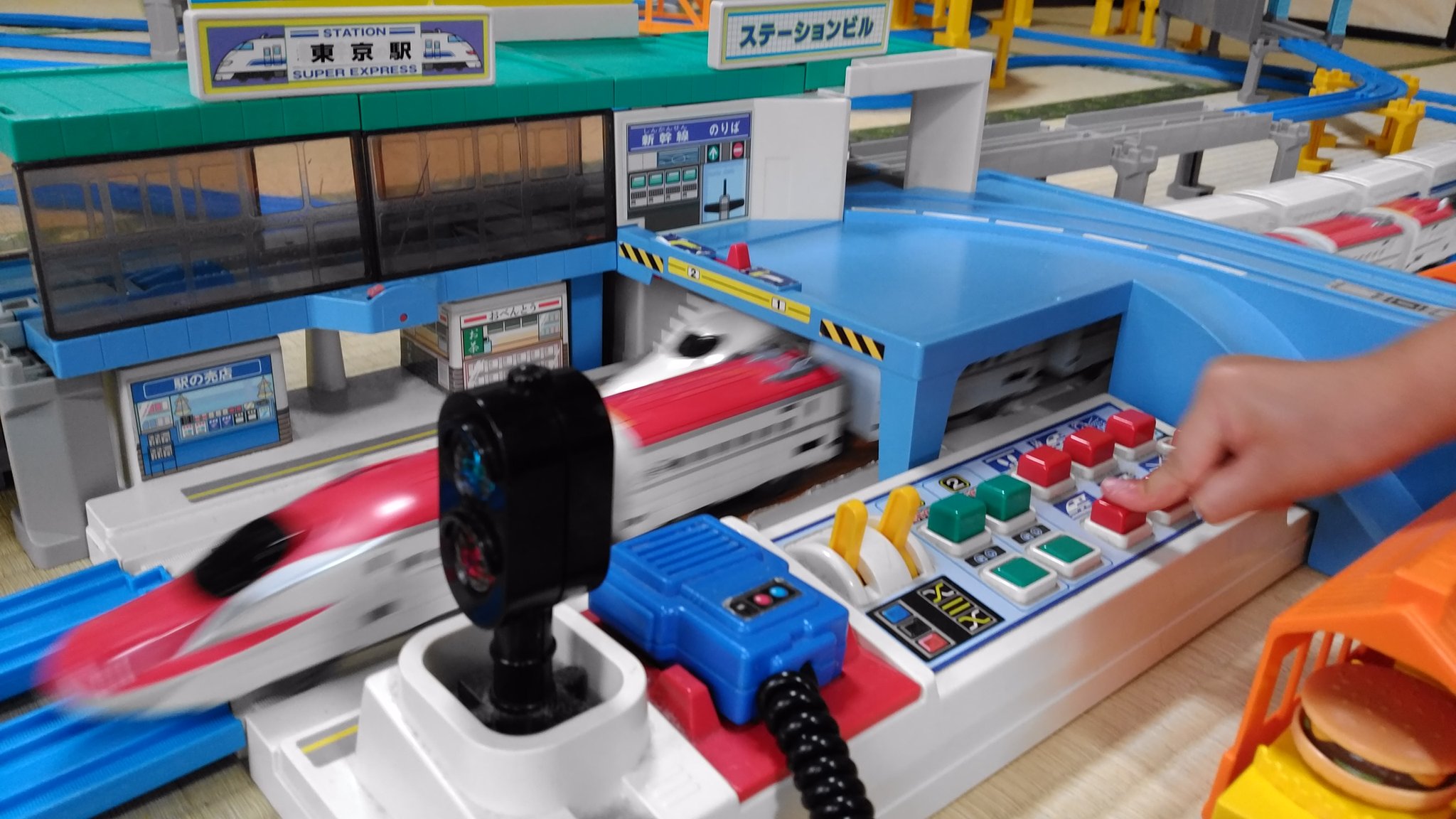 そーなん伸縮ライン على X: そーなん伸縮ライン على X: