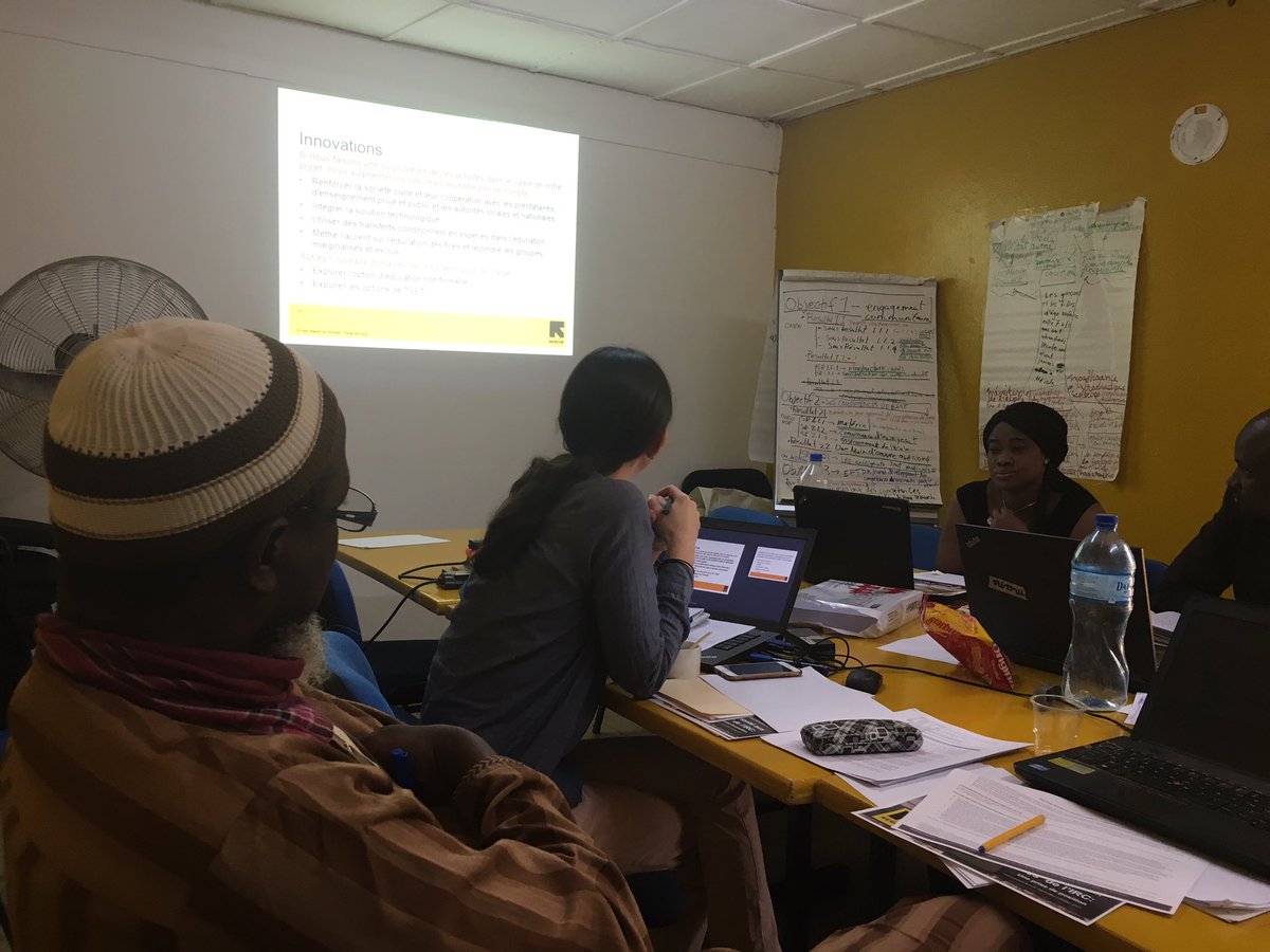 meier_matias's tweet photo. Right now: brainstorming on new education project 4 #Diffa. Innovation, gender, role of family/Gov/community, technology... @theIRC #Niger. https://t.co/Xzf53rZpr8