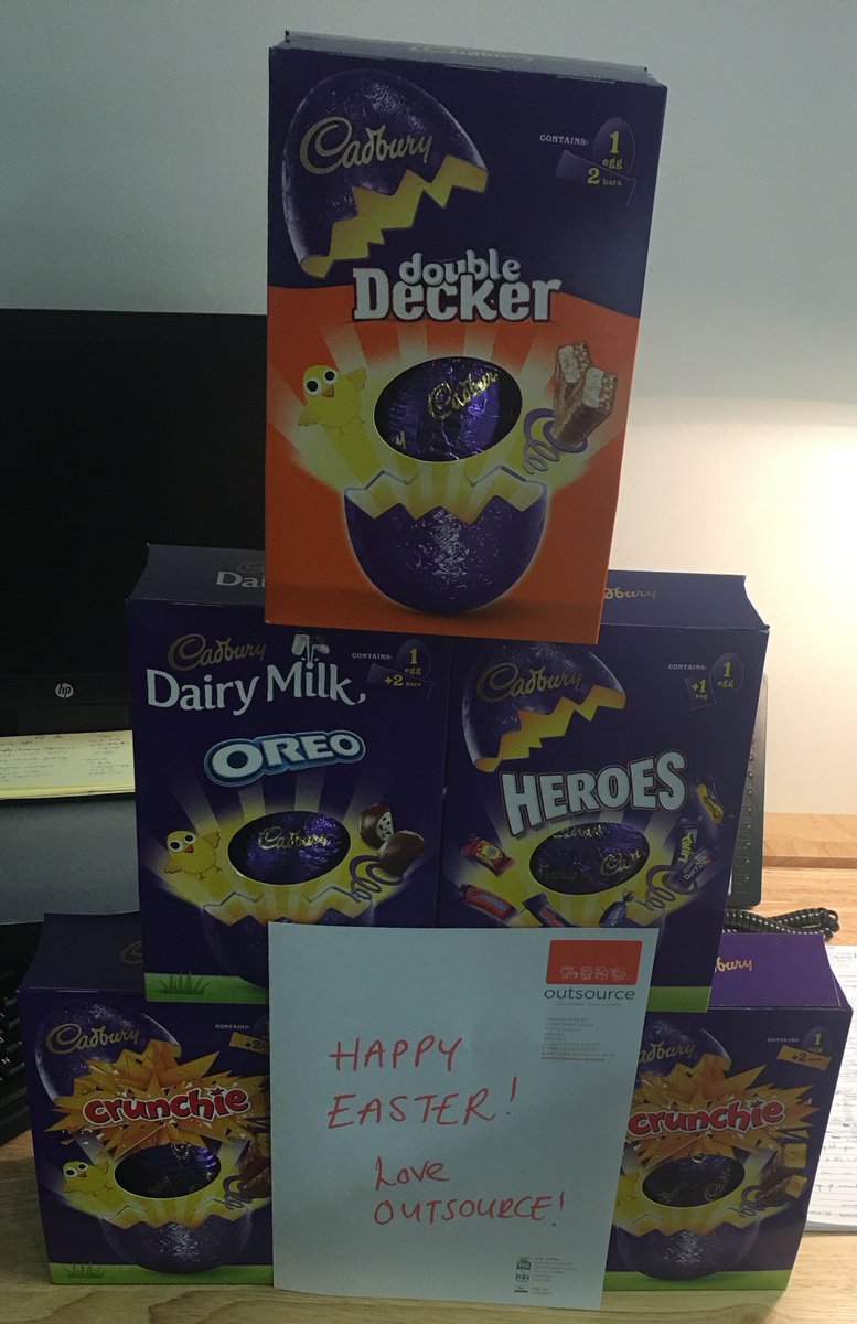 OutsourceDanni's tweet photo. The easter bunny's just been! @OutsourceJae #Eastertreats #Outsource #WeWork https://t.co/PWe17g3WYB