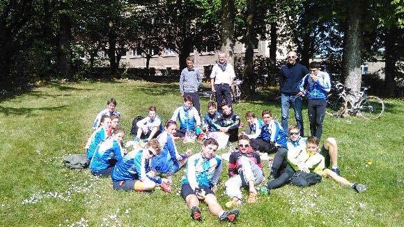 AspttTriAngers's tweet photo. Stage Jeunes à la Rincerie : même les très bonnes choses ont une fin !
#SportAngers #EcoledeTri #PassionTriathlon #ASPTT https://t.co/Yh9x5pkW8r