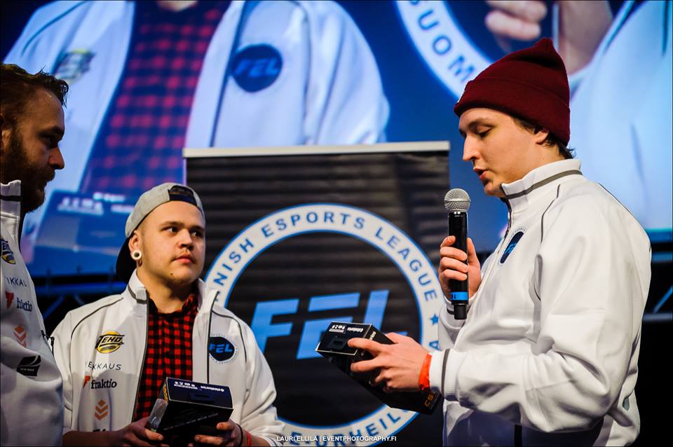 SoChromeGG's tweet photo. @niqqis @cevo @RiquCSGO We have a few pictures of @RiquCSGO in action, here's one of our favourites when he participated in the @eSportsFinland Karaoke tournament! https://t.co/Tvg23eoyEG