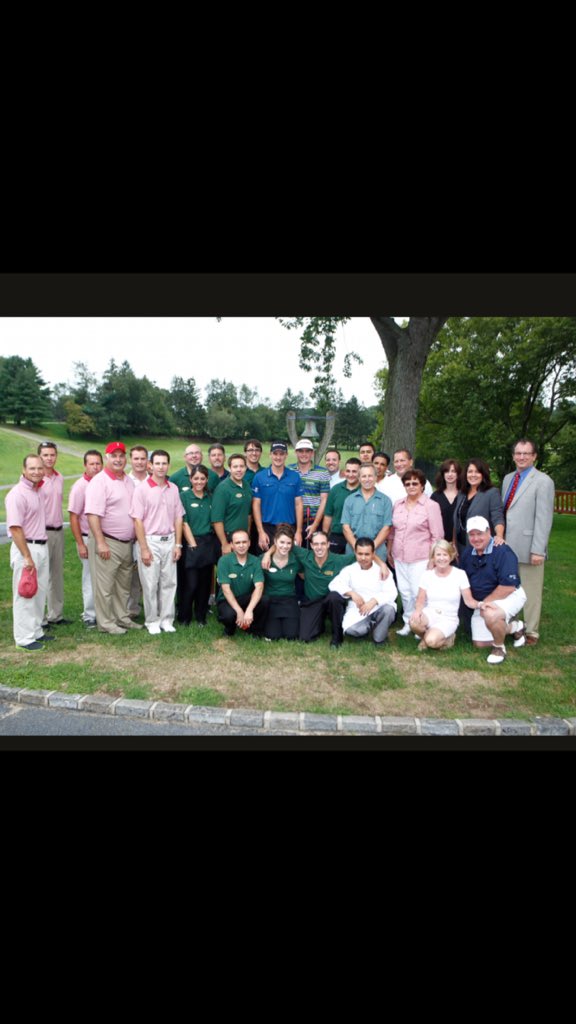 Peejington's tweet photo. Hey @JustinRose99. Miss you up here on Long Island! Come see me and Jay at new club- The Huntington Crescent Club! Heineken is waiting! https://t.co/nJgeWpV7XS