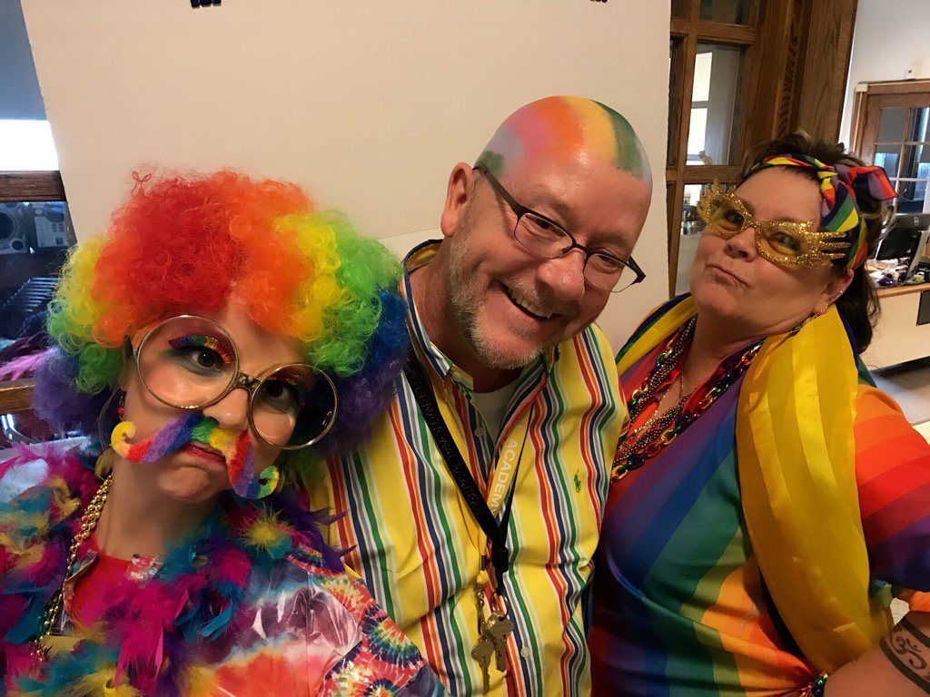 Liz Vazquez tweet media