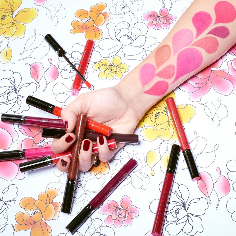 Vodafone_CU's tweet photo. 1+1 δώρο στα προϊόντα Sephora &amp; Priorities; Φυσικά, #CUAround είσαι αφού. https://t.co/DfuCKzNfjW https://t.co/HBKlj1dBmt