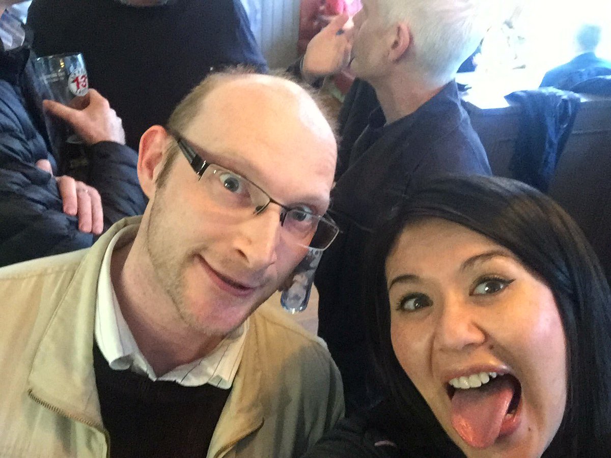 shoosocial's tweet photo. #ShooLive #ShooSelfie @ilkleyblackhat #Ilkley @CapricornPhoto #Ilkleyasocial https://t.co/NQvC684Oze