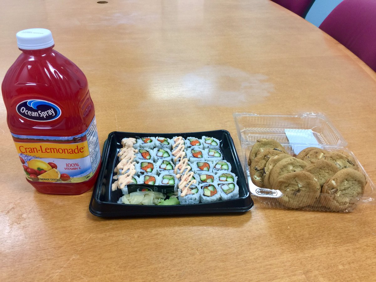 EricDuncanSDG's tweet image. Sometimes I wonder why I'm not asked to bring snacks for mtgs. What's wrong w/ sushi, macadamia cookies &amp;amp; cran-lemonade?! #MayorFail #OrNot?