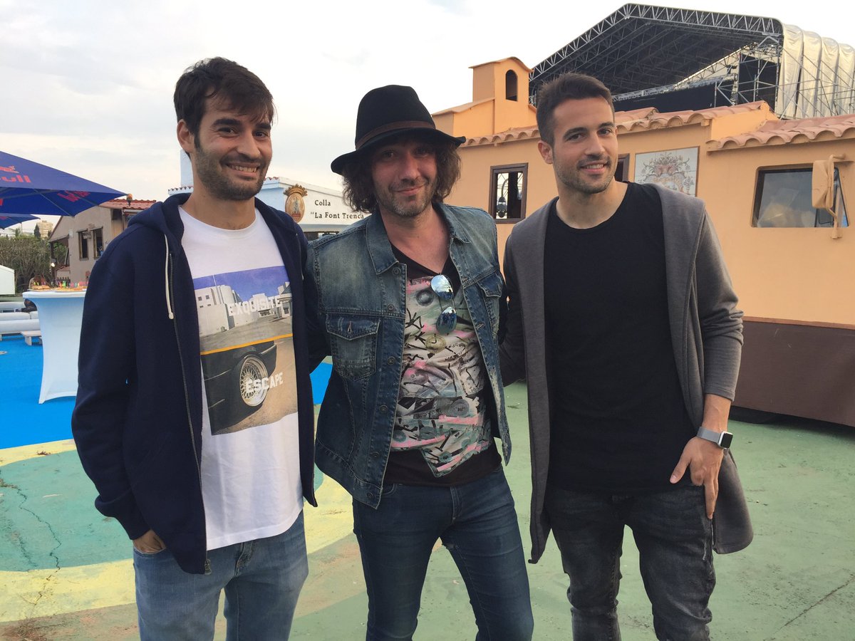 #EndavantCultura | Visita de los jugadores @Trigueros17 y @mariogaspar90 al @SanSanFestival que hoy comienza. ¡Ambientazo! #SanSan2017