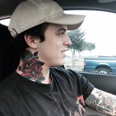 salladho's tweet photo. #NewProfilePic https://t.co/gwEyZtsQ6r