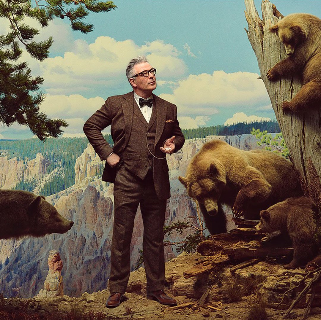 MOSCOT's tweet image. Bears, Baldwin…&amp;amp; The GRUNYA. @VanityFair features @AlecBaldwin wearing #MOSCOT! #alecbaldwin #vanityfair  SHOP: bit.ly/2pxdrsw