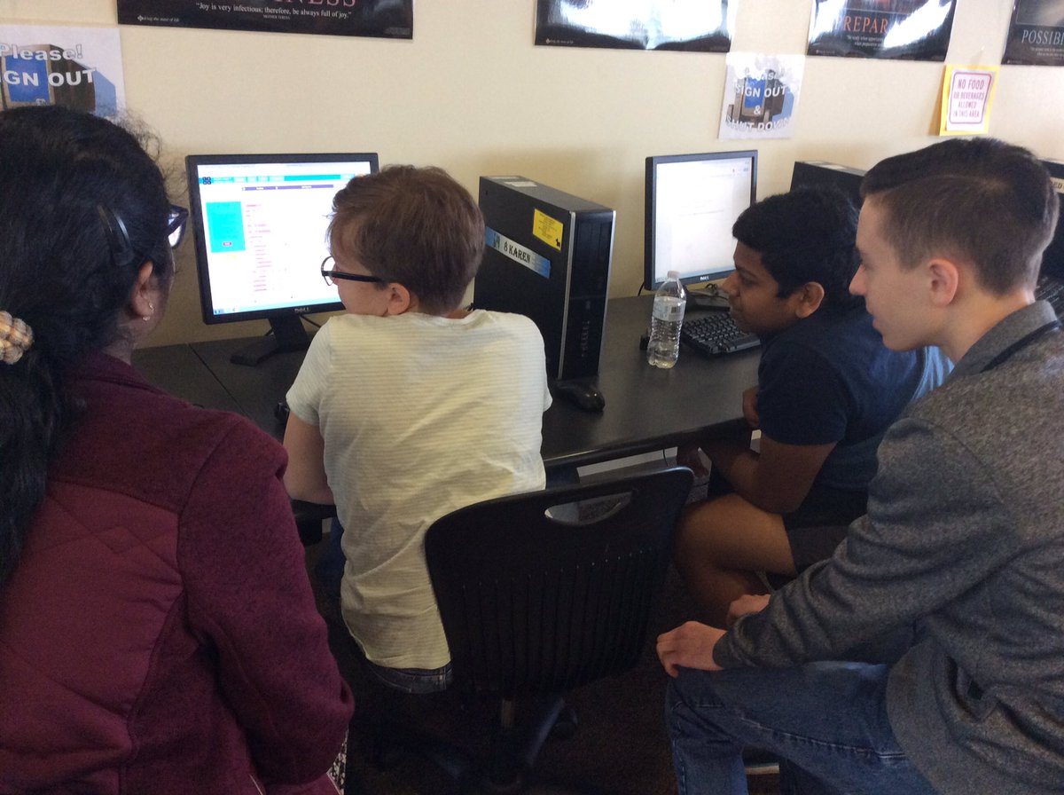 MrsWrightCS's tweet photo. #APCSP #Hackathon and #snackathon going on @BRHSScotties #code #createtask @CollegeBoard @csteachersorg https://t.co/vRMvPJYFXq