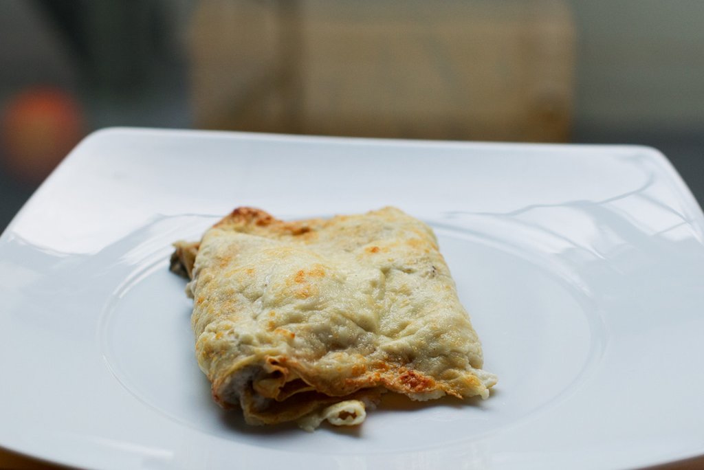 doppiozeroUK's tweet photo. A crêpe is a type of very thin pancake, made from wheat flour. They are very popular in Italy as a substitute for lasagna. https://t.co/t7dUsvzxgn