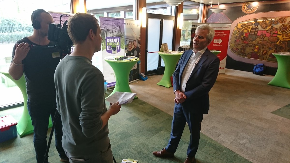 hetportaal010's tweet photo. Met @DITenergie ad slag voor Het Duurzaam Drenthe Event + @thomasmrau voor onze camera #circulair "permanent consequences of temporality" https://t.co/rwnXYXSvDR