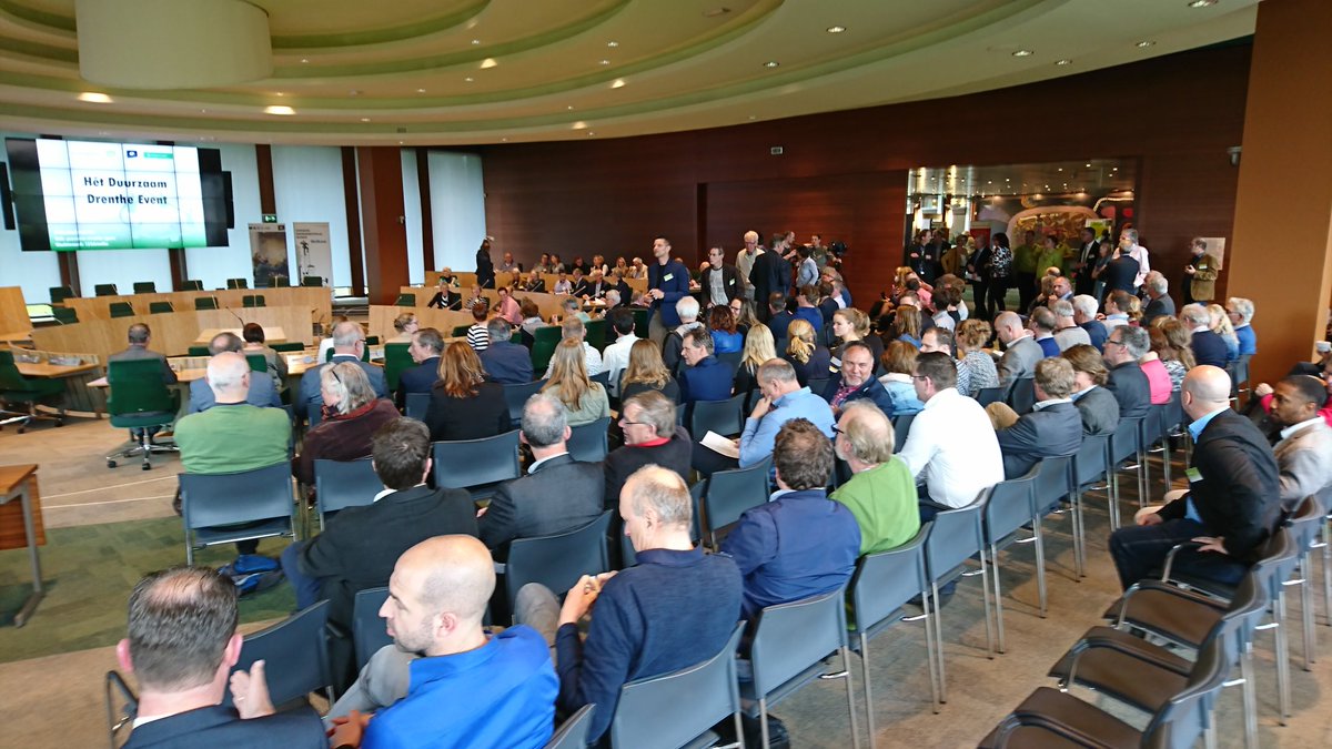 Met @DITenergie ad slag voor Het Duurzaam Drenthe Event + <a href="/thomasmrau/">Thomas M. Rau</a> voor onze camera #circulair "permanent consequences of temporality"