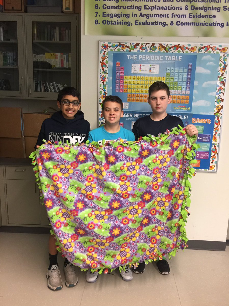team_7a's tweet photo. More blankets! https://t.co/ibWjeOlYcH