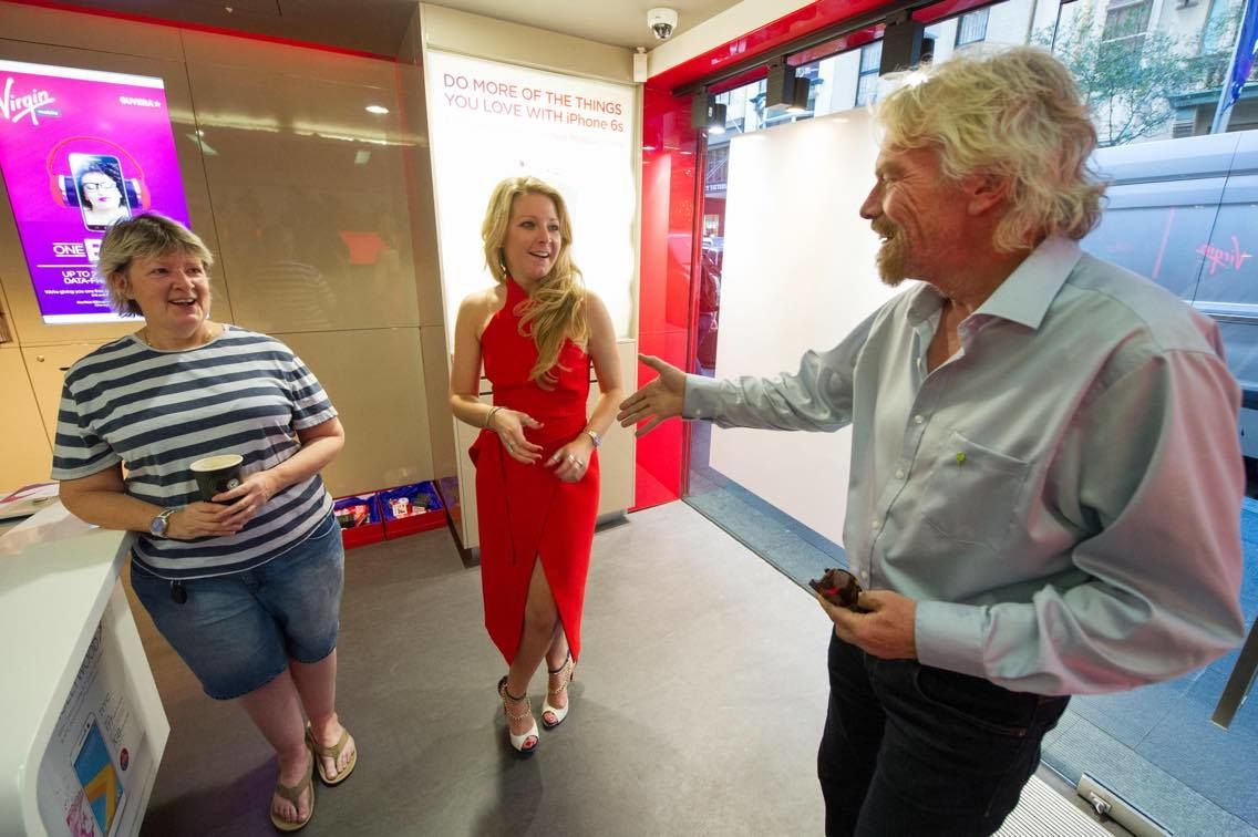 richardbranson's tweet photo. Companies that don't put their people &amp; customers first will be found out (I'm sure you can think of a few...) https://t.co/2nXTRgauoZ https://t.co/YB7vDTXM8U
