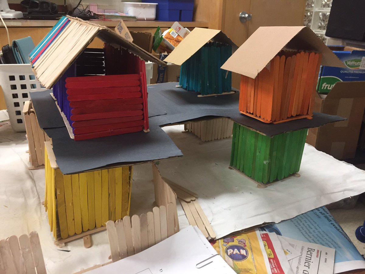 MsRicciuti's tweet photo. Great ways my students are showing importance of First Nations and European explorers :) @HuntingtonRidg1 @PeelSchools https://t.co/RXECWO6HoW