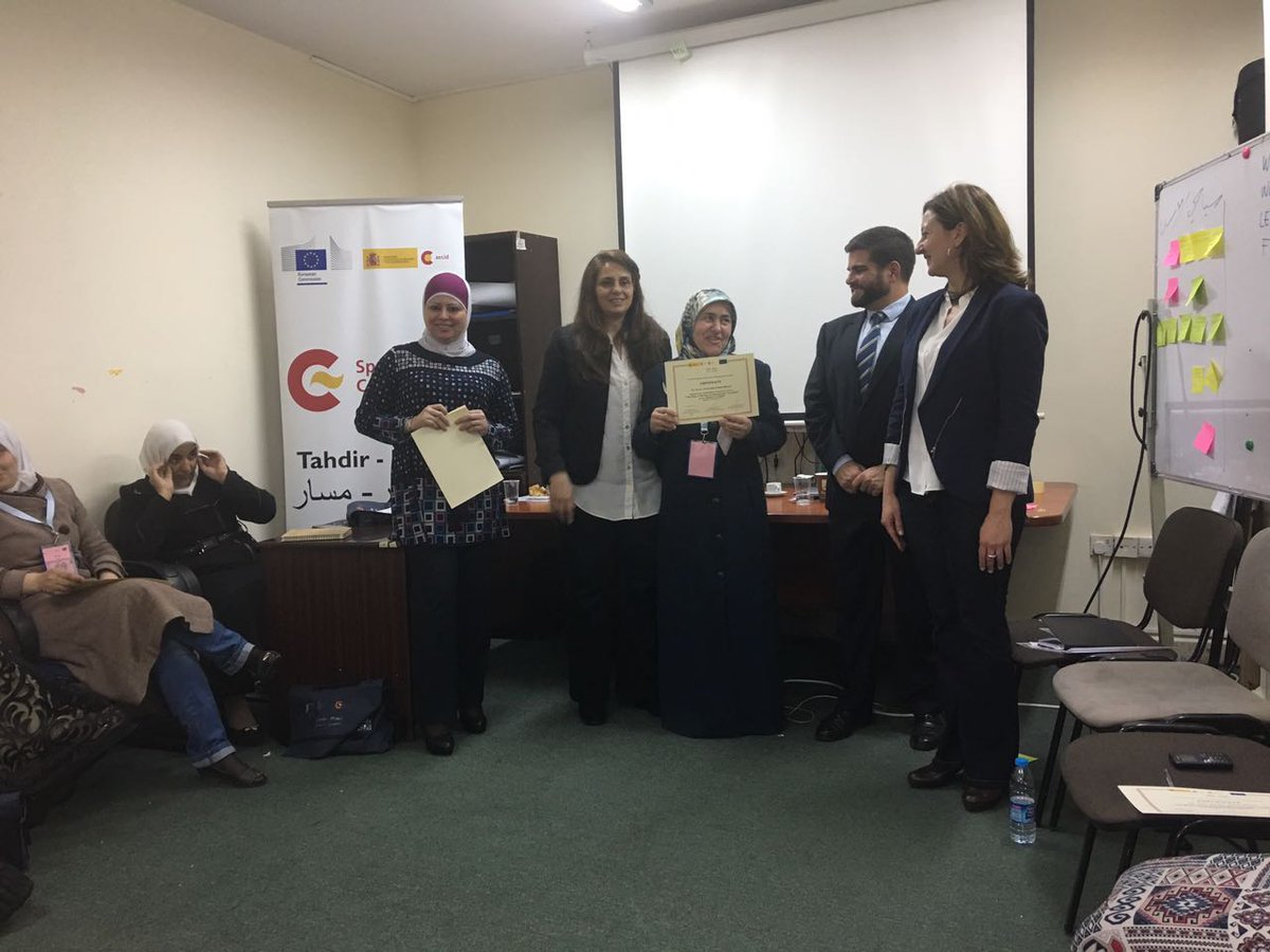 VOrtCam's tweet photo. Derechos de las Mujeres para la construcción de la #Paz en #Siria #Tahdir #SyriaCrisis @EmbEspJordania @AECID_es @CooperacionESP #JNFW #ICEI https://t.co/ogwEab9a9C