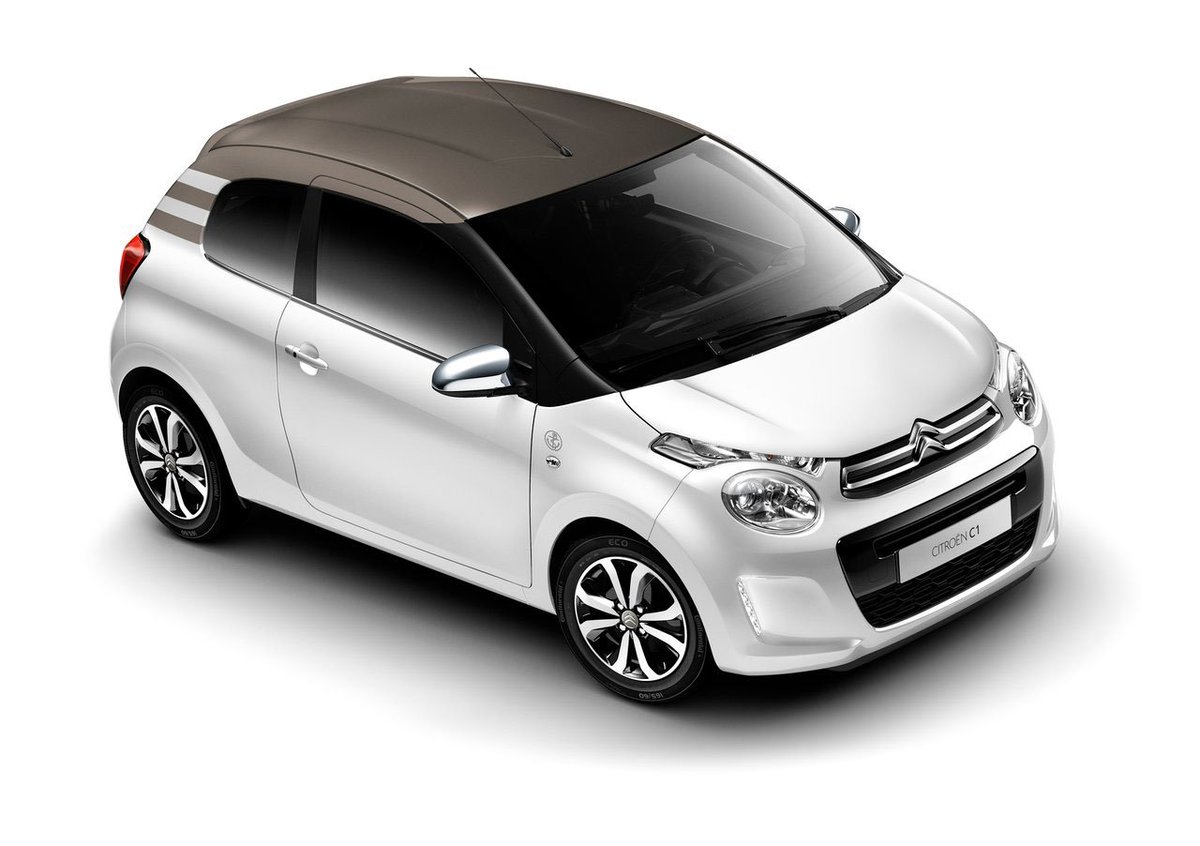 AutobaseUK's tweet photo. On the hunt for a new car over the Easter Weekend? You can still make the most of our #17Reg #Citroen #Offers: https://t.co/Gv17iJTpoX https://t.co/CakN8Fu4oz