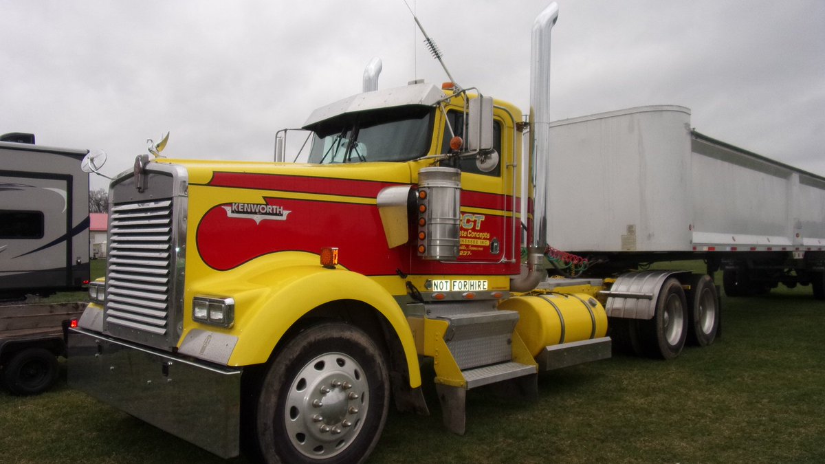TotalValueRV's tweet photo. 2 Days left! #EbayMotors #Auction on a #Kenworth #SemiTractor! (Trailer not included in auction, but is for sale)
https://t.co/OOvGU0QWDA https://t.co/Y7yd1QufLi