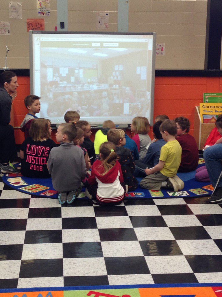 jennib32's tweet photo. Gr 1/2 @ Springfield "hanging out" with Gr 4s at McGregor solving math riddles!! https://t.co/VBlXPVCokG