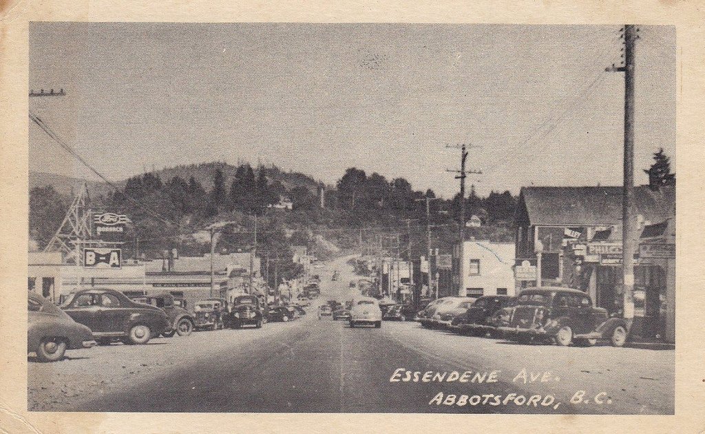 HenryBraun_'s tweet photo. This is what Essendene Ave looked like almost 70 years ago ... What will it look like 70 years from now? #TBT #FraserValleyHub #Abbotsford https://t.co/uSF32feVjd