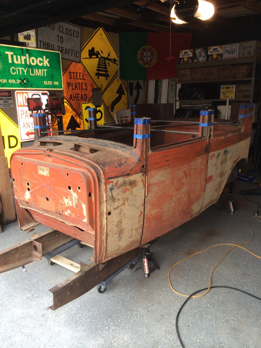 DirtyRatRods's tweet photo. Just a little off the top please! @flattop @choptop @RatRodMagazine https://t.co/f8T82Fd87t