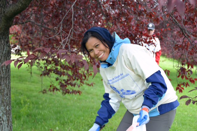 chicagoriver's tweet photo. #OverflowAction Day 13: Sign up for the 25th Chicago River Day!  Join us! https://t.co/L4nB4U5utM #cleanriver #chicagoriverday https://t.co/dRiYwe1jvk