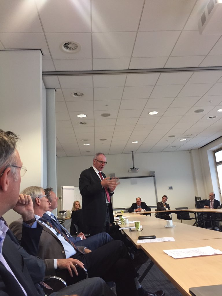 Kschiermeier's tweet photo. 'Good discussions! Japan looked through Dutch Eyes' Dutch Japanese round table meeting #DJRT @nfiaholland https://t.co/PhRfcfMHTq