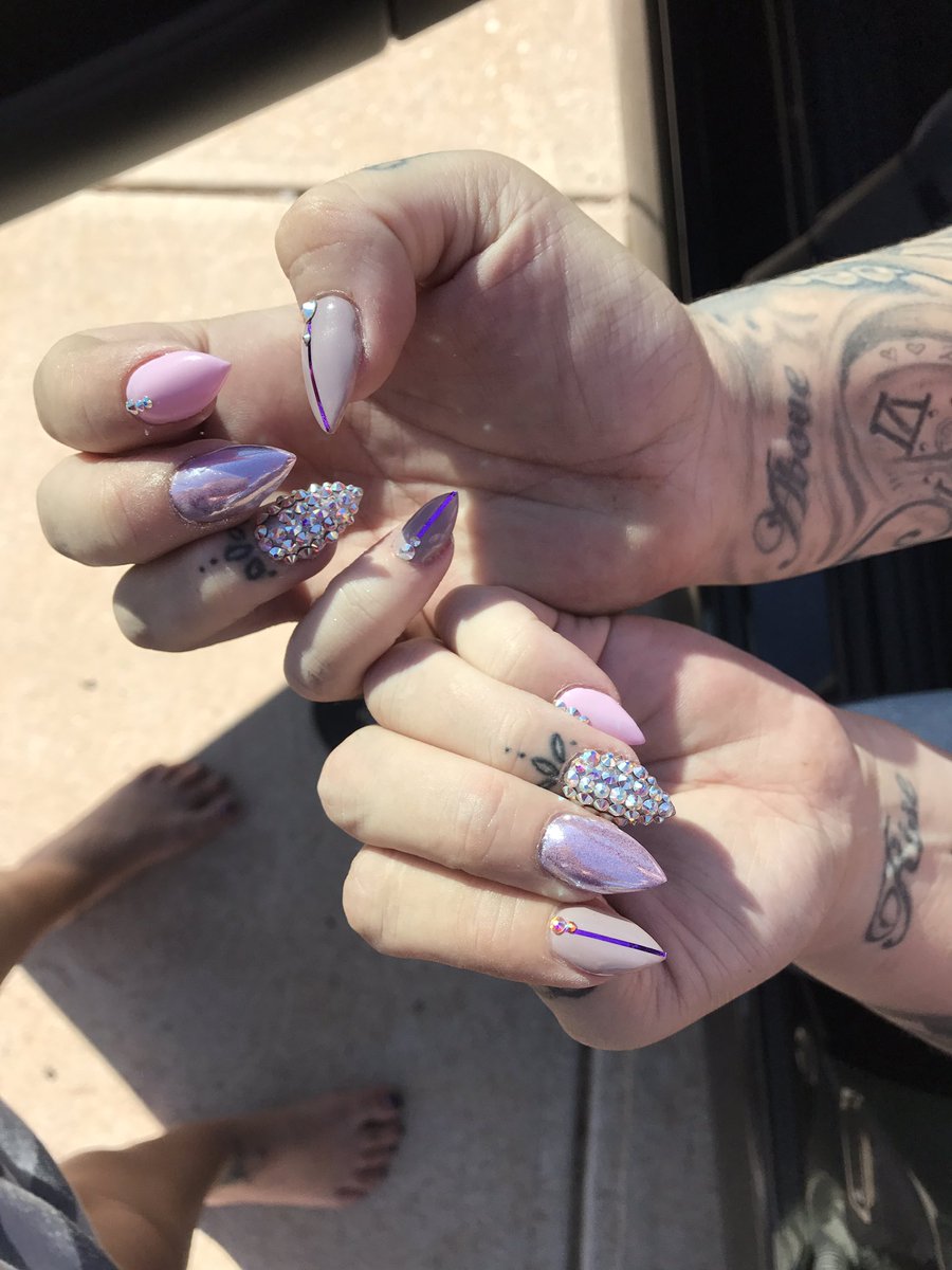 rall_chapman's tweet photo. I'm back with my  bling https://t.co/IHf5vIGiog
