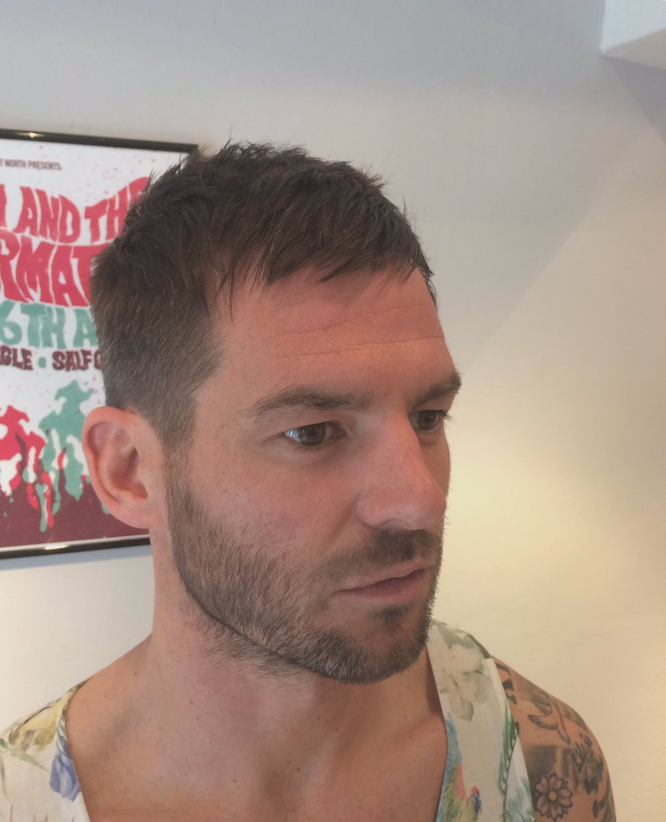Nice of <a href="/Gazseddon/">Gareth seddon</a> to pop in for a trim! #slatebarbers