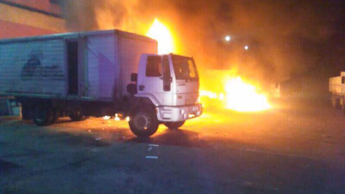 View image on Twitter